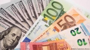 أسعار العملات الأجنبية اليوم الأحد 5 يوليو 2026 في البنك المركزي.. استقرار الدولار واليورو والإسترليني