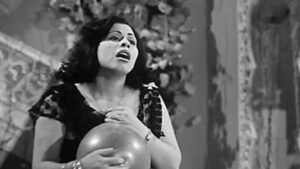 ذكرى ميلاد وداد حمدي.. رحلة أيقونة الأدوار الثانية ونهاية مأساوية هزت الوسط الفني