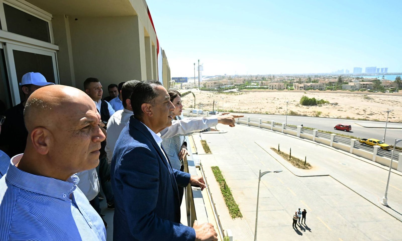 رئيس الوزراء يتفقد سير العمل بمشروع مارينا 8 بقرية مارينا السياحية ويؤكد الإسراع في التنفيذ وفق أعلى معايير الجودة