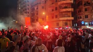 احتفالات الشعب السكندري بفوز منتخب مصر والتأهل إلى دور الـ16 بكأس العالم تشعل شوارع الإسكندرية