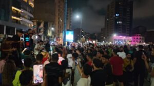 احتفالات الشعب السكندري بفوز منتخب مصر والتأهل إلى دور الـ16 بكأس العالم تشعل شوارع الإسكندرية