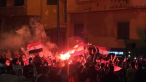 احتفالات الشعب السكندري بفوز منتخب مصر والتأهل إلى دور الـ16 بكأس العالم تشعل شوارع الإسكندرية