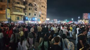 احتفالات الشعب السكندري بفوز منتخب مصر والتأهل إلى دور الـ16 بكأس العالم تشعل شوارع الإسكندرية