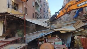 حملات إزالة الإشغالات بالإسكندرية تتواصل تنفيذاً لتوجيهات المحافظ.. إزالة مئات التعديات والتحفظ على آلاف المخالفات لاستعادة الانضباط