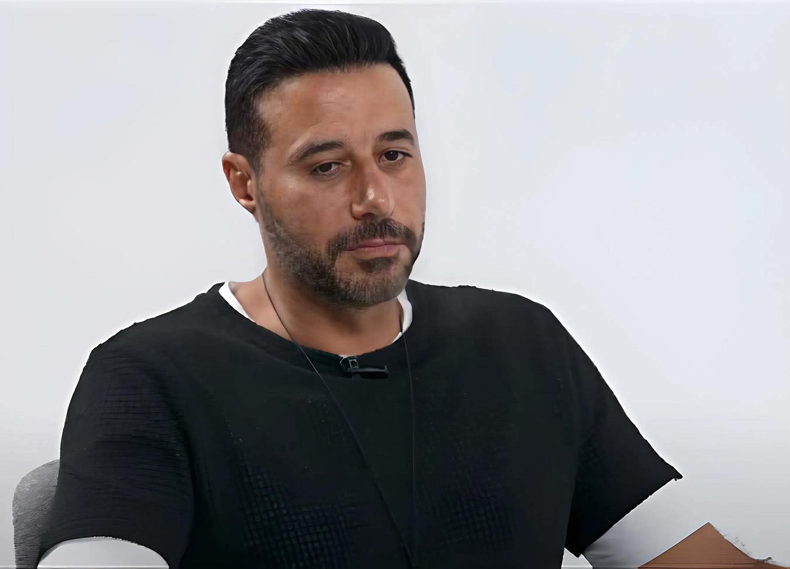 في ذكرى ميلاد أحمد السعدني.. رحلة نجم ورث الموهبة عن والده صلاح السعدني وصنع اسمه في الدراما المصرية 3 في ذكرى ميلاد أحمد السعدني.. رحلة نجم ورث الموهبة عن والده صلاح السعدني وصنع اسمه في الدراما المصرية