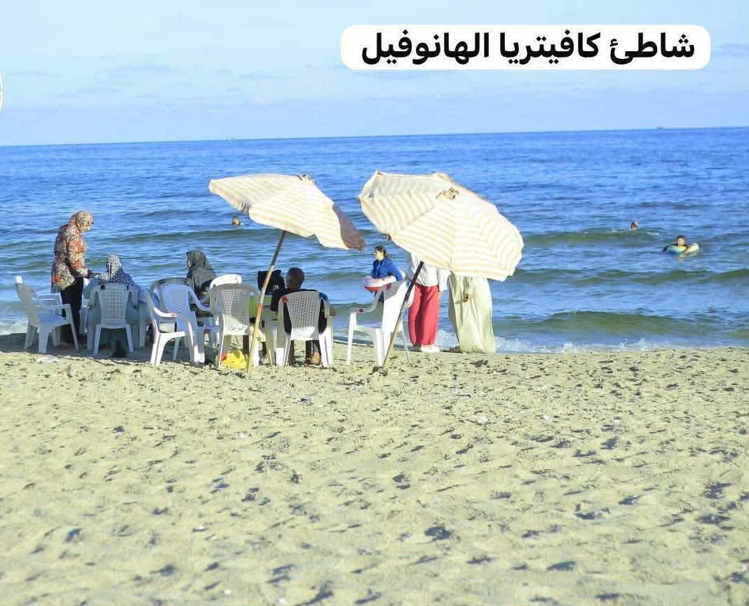 شواطئ الإسكندرية تشهد إقبالًا كثيفًا وإشغالًا كاملًا بعدد من الشواطئ.. والمحافظ يؤكد المتابعة اللحظية لضمان سلامة المواطنين
