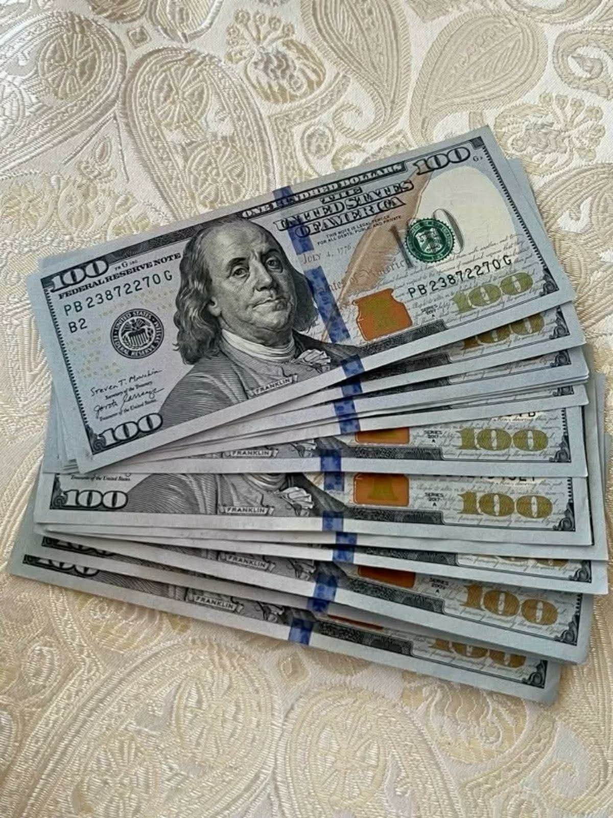 سعر الدولار في البنوك المصرية يرتفع حتى 28 قرشًا خلال تعاملات الإثنين.. تعرف على أحدث أسعار الصرف 4 سعر الدولار في البنوك المصرية يرتفع حتى 28 قرشًا خلال تعاملات الإثنين.. تعرف على أحدث أسعار الصرف