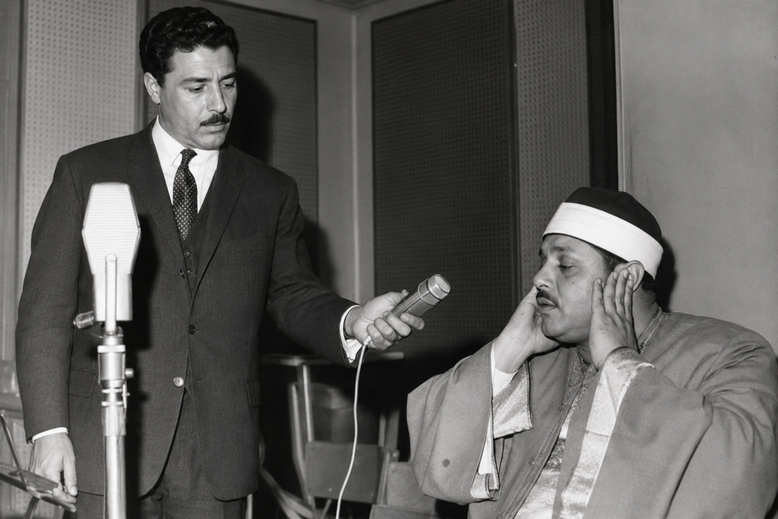 ذكرى وفاة الشيخ محمود علي البنا.. صوت قرآني خالد ترك إرثًا يتردد في العالم الإسلامي