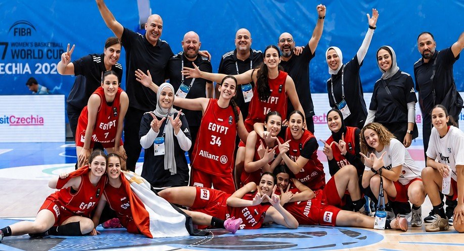 جوهر نبيل يهنئ منتخب مصر لكرة السلة للناشئات تحت 17 عامًا بعد تحقيق المركز التاسع في كأس العالم 4 جوهر نبيل يهنئ منتخب مصر لكرة السلة للناشئات تحت 17 عامًا بعد تحقيق المركز التاسع في كأس العالم