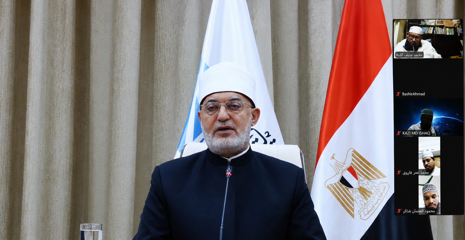 مفتي الجمهورية يعزي أمير دولة قطر في وفاة الأمير الوالد الشيخ حمد بن خليفة آل ثاني