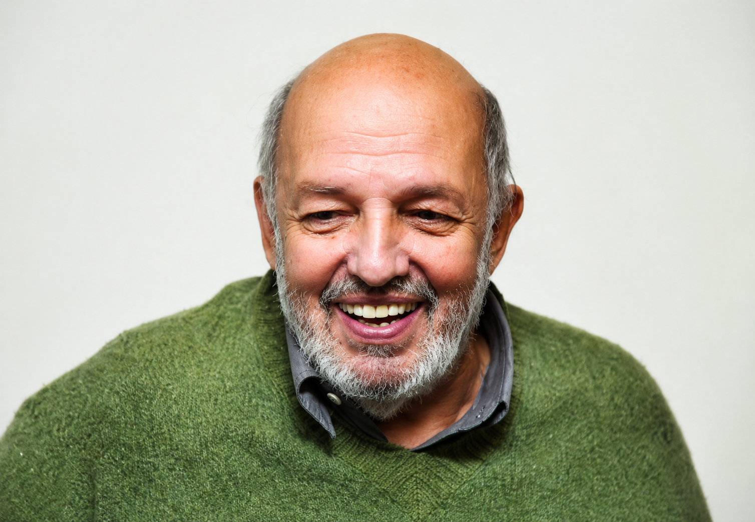 ذكرى وفاة محمد خان.. المخرج الذي غيّر ملامح السينما الواقعية في مصر بأعمال خالدة