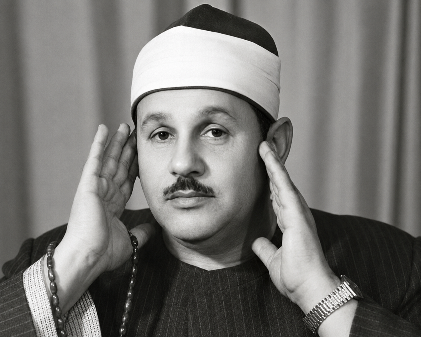 ذكرى وفاة الشيخ محمود علي البنا.. صوت قرآني خالد ترك إرثًا يتردد في العالم الإسلامي
