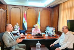 مبادرة أنا متعلم مدى الحياة.. نائب محافظ الإسكندرية تبحث تعزيز التعاون مع صندوق مكافحة وعلاج الإدمان لدعم الشباب