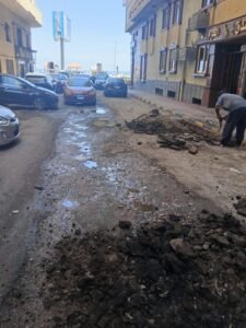 محافظ الإسكندرية: رصف 12 شارعًا ومحورًا ضمن خطة تطوير البنية التحتية ورفع كفاءة الطرق 5 محافظ الإسكندرية: رصف 12 شارعًا ومحورًا ضمن خطة تطوير البنية التحتية ورفع كفاءة الطرق
