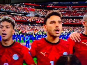 النشيد الوطني يسبق انطلاق مباراة منتخب مصر وأستراليا في كأس العالم 2026 وسط أجواء حماسية