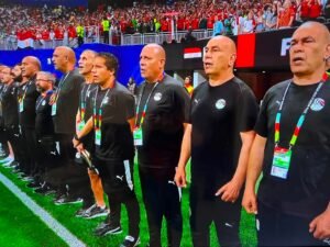 منتخب مصر أمام الأرجنتين.. انطلاق مباراة دور الـ16 وعزف النشيد الوطني يشعل حماس الجماهير في كأس العالم 2026