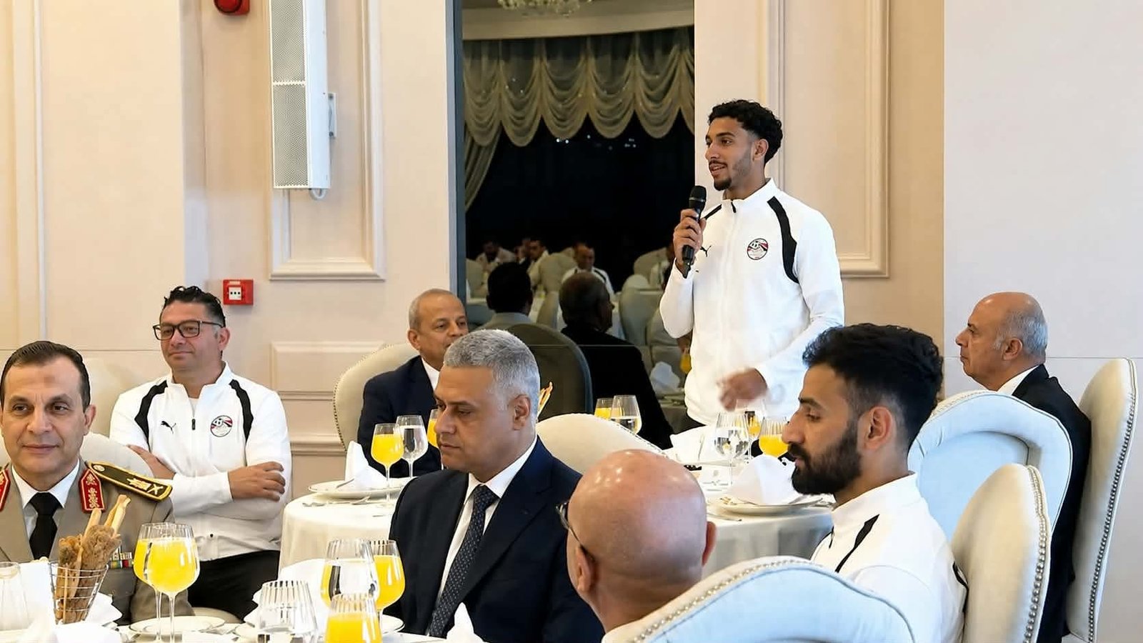 عمر مرموش للرئيس عبد الفتاح السيسي: فخورون بما قدمناه في كأس العالم وسنواصل كتابة التاريخ ورفع اسم مصر