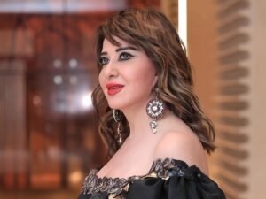 مادلين طبر تتصدر المشهد بـ«نيولوك» ساحر وتكريم جديد يؤكد مكانتها.. سيدة الأناقة والإنسانية تواصل التألق