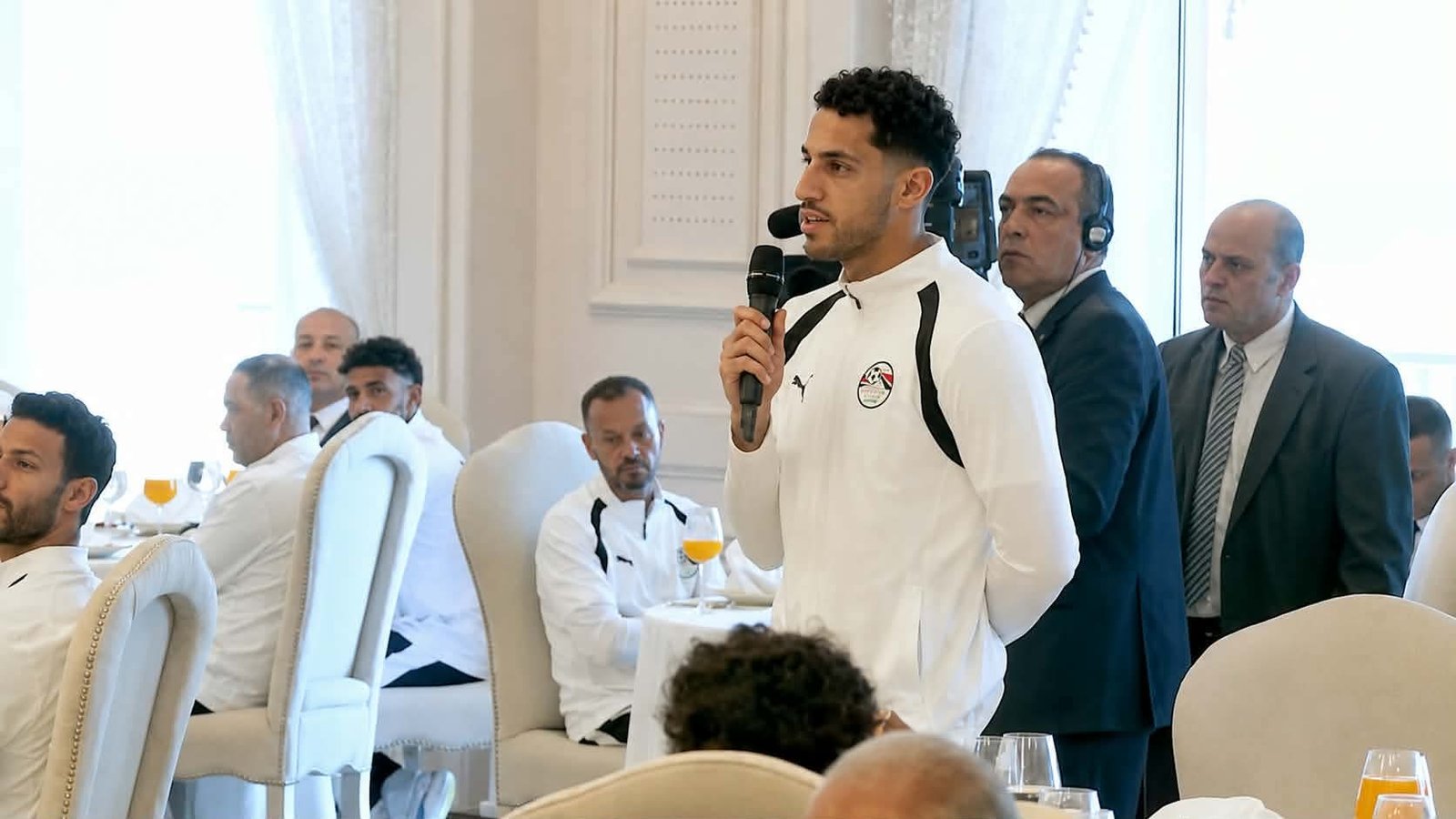 مصطفى شوبير للرئيس عبد الفتاح السيسي: لم نأتِ للمشاركة المشرفة فقط.. وكنا نؤمن بقدرتنا على الوصول لأبعد مرحلة في كأس العالم