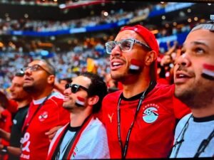 منتخب مصر أمام الأرجنتين.. انطلاق مباراة دور الـ16 وعزف النشيد الوطني يشعل حماس الجماهير في كأس العالم 2026