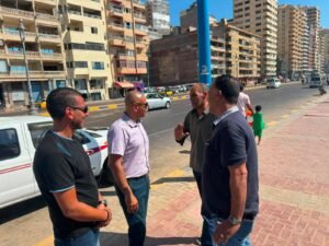 شواطئ الإسكندرية تستقبل مليونًا و250 ألف زائر في يوم واحد.. والإشغال يصل إلى 100% مع حملات رقابية مكثفة