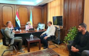 مبادرة أنا متعلم مدى الحياة.. نائب محافظ الإسكندرية تبحث تعزيز التعاون مع صندوق مكافحة وعلاج الإدمان لدعم الشباب