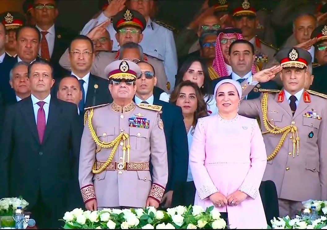 السيدة انتصار السيسي تنشر رسالة مؤثرة بعنوان "لحظة فخر وحب".. إشادة بأبطال القوات المسلحة في يوم التخرج