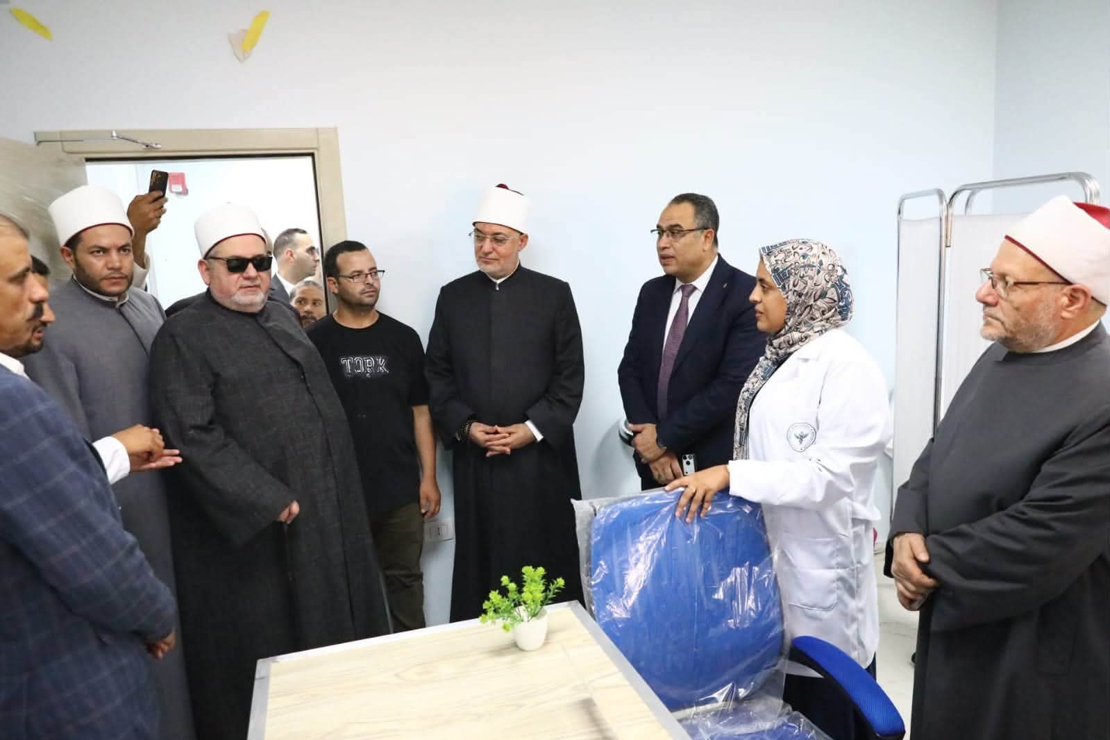 مفتي الجمهورية يزور مؤسسة الرحمن الرحيم بشمال سيناء ويشيد بجهودها في خدمة المجتمع وتحفيظ القرآن الكريم