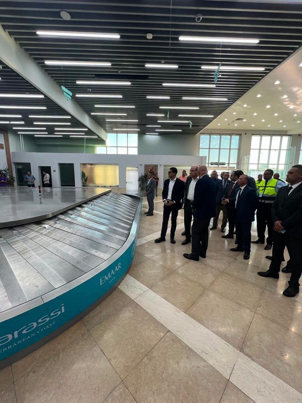 وزير الطيران يتفقد مطار العلمين الدولي استعدادًا لانطلاق معرض العلمين الدولي للطيران والفضاء EIAS 2026