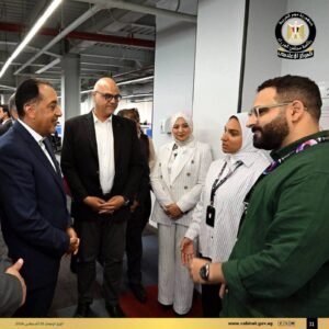 رئيس الوزراء يلتقي الكوادر الشبابية بشركات التعهيد العالمية في الإسكندرية.. 15 ألف متخصص يصدرون الخدمات الرقمية للأسواق الدولية