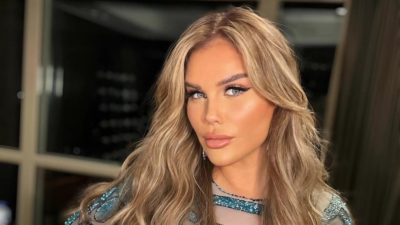 نيكول سابا تعلن تغيير فريق إدارة أعمالها وتستعد لمرحلة فنية جديدة 4 نيكول سابا تعلن تغيير فريق إدارة أعمالها وتستعد لمرحلة فنية جديدة