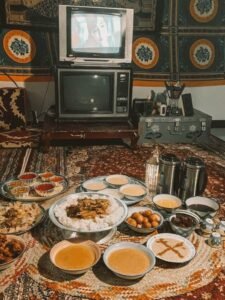 شكل التليفزيون في البيوت المصرية.. كيف تغيرت شاشة المنزل من الماضي إلى 2026؟