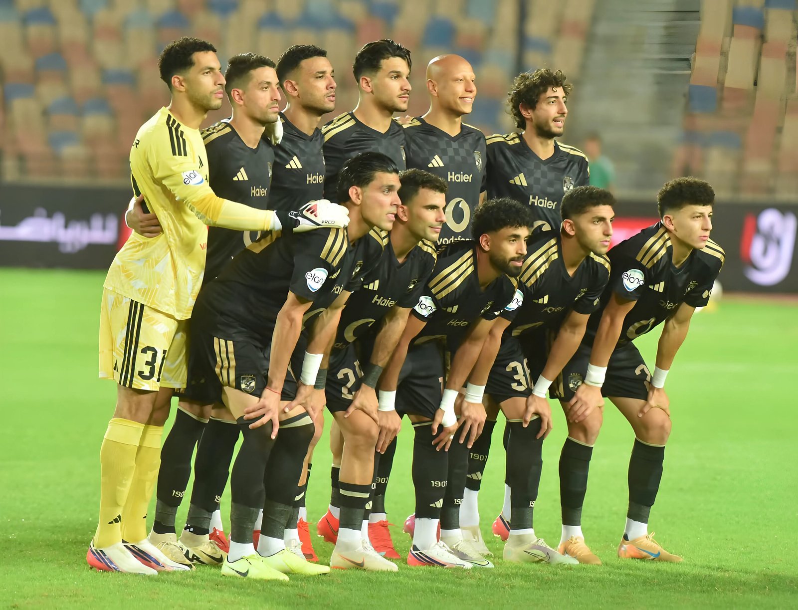 موعد مباراة الأهلي وسموحة في الدوري المصري.. المارد الأحمر يبحث عن الفوز الثالث على التوالي 2 موعد مباراة الأهلي وسموحة في الدوري المصري.. المارد الأحمر يبحث عن الفوز الثالث على التوالي