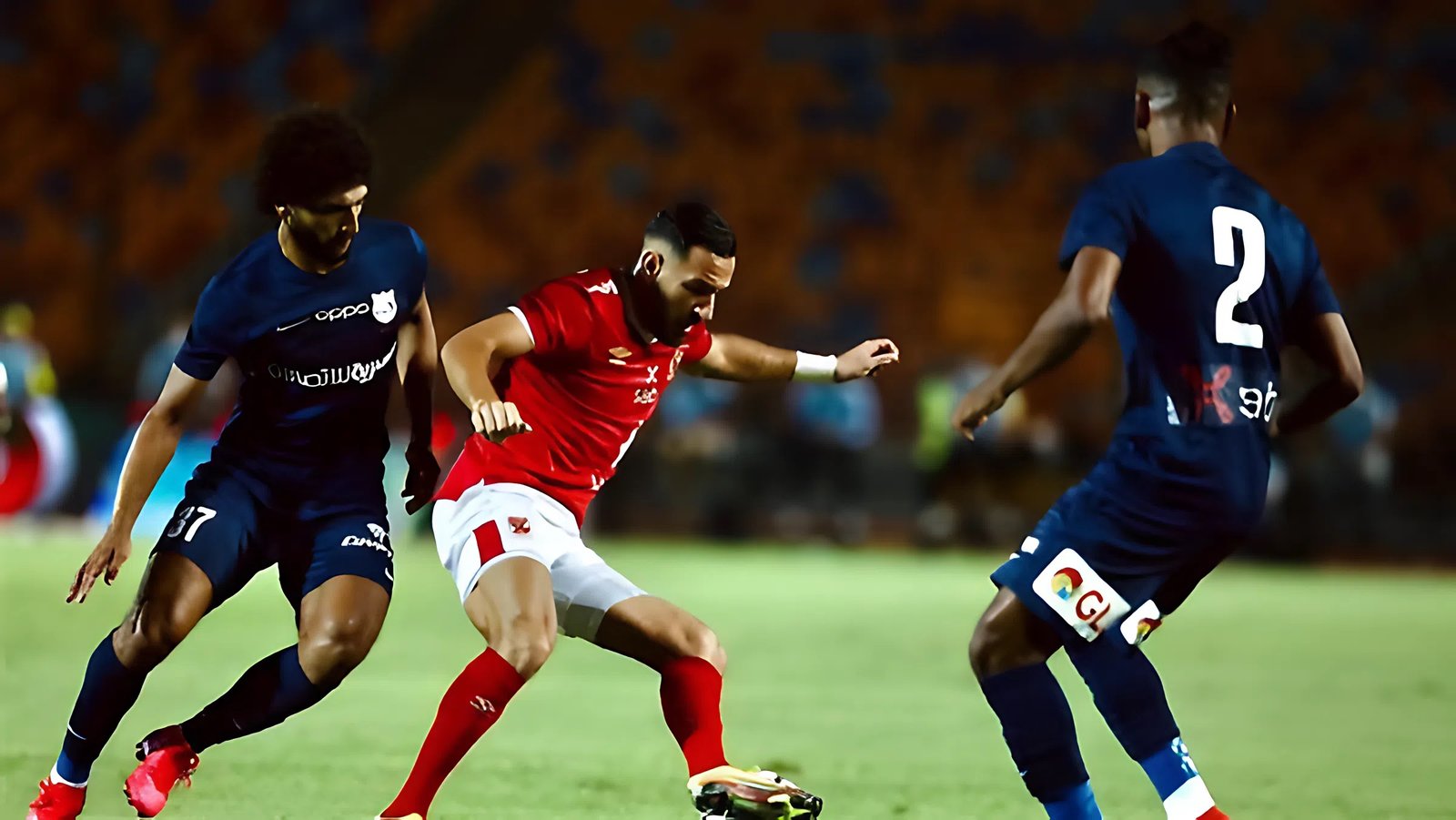 الأهلي وإنبي.. الأحمر يقلب تأخره بثنائية إلى فوز مثير 3-2 في الدوري المصري