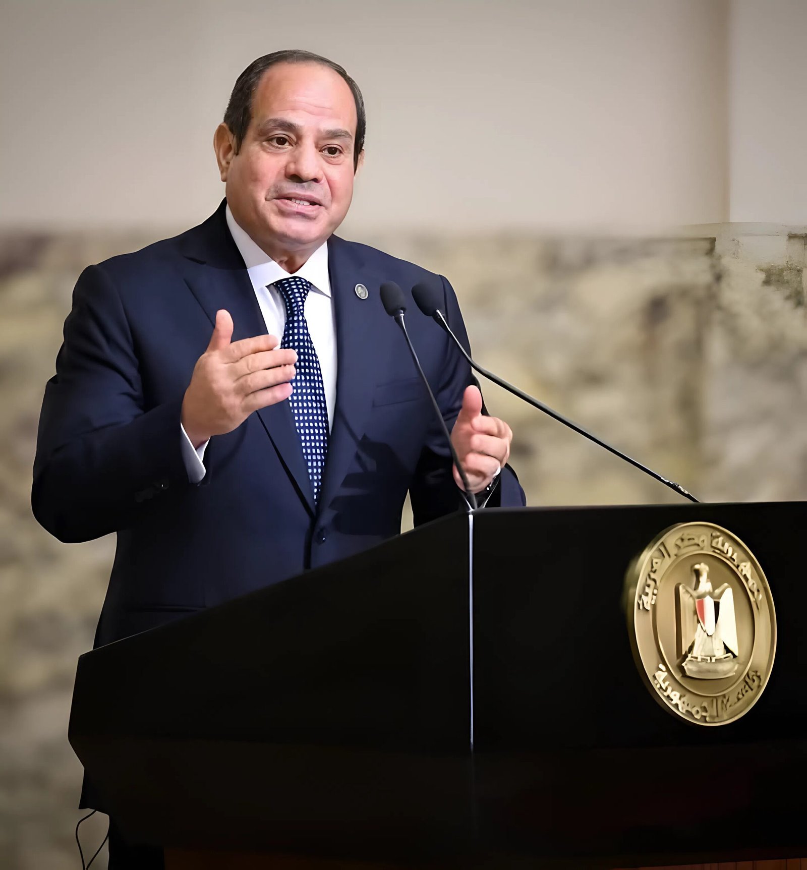 توجيهات الرئيس السيسي للتعليم.. 10 قرارات لتخفيف أعباء الطلاب والاستعداد للعام الدراسي 2026/2027