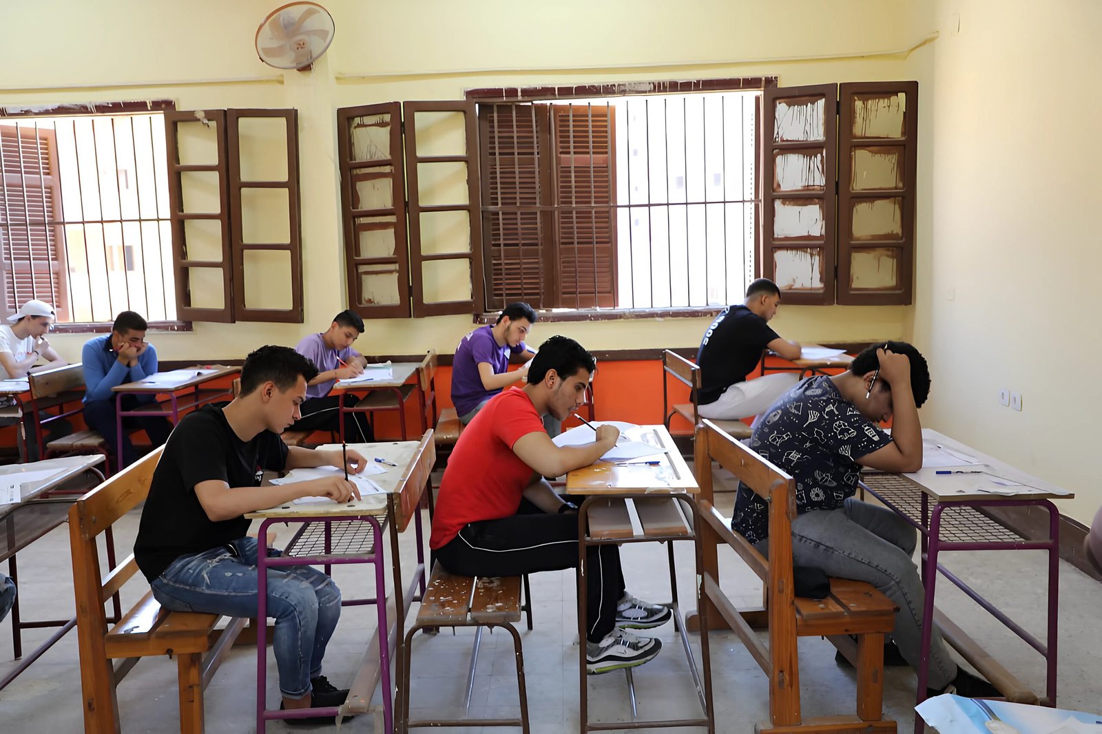 اعتذار معلمي الدروس الخصوصية عن تدريس بكالوريا 2.. خبير تربوي يكشف الأسباب 3 اعتذار معلمي الدروس الخصوصية عن تدريس بكالوريا 2.. خبير تربوي يكشف الأسباب