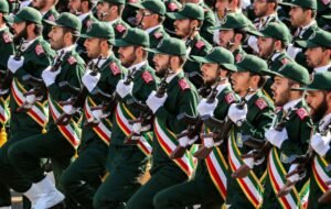 الحرس الثوري الإيراني يعلن تفكيك خلية مرتبطة بأمريكا وإسرائيل وضبط متفجرات وأسلحة