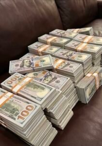 سعر الدولار اليوم الاثنين 10 أغسطس 2026.. استقرار أمام الجنيه بالبنوك