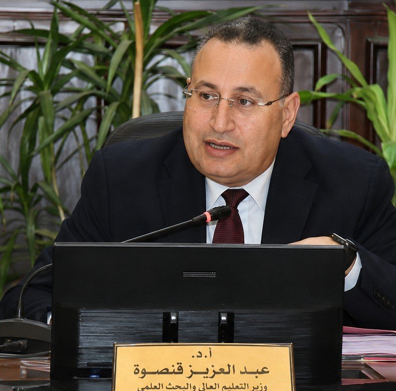 الحدود الدنيا للمرحلة الأولى لتنسيق القبول بالجامعات 2026 للشعبة الأدبية.. اقتصاد وعلوم سياسية القاهرة وألسن كفر الشيخ في الصدارة