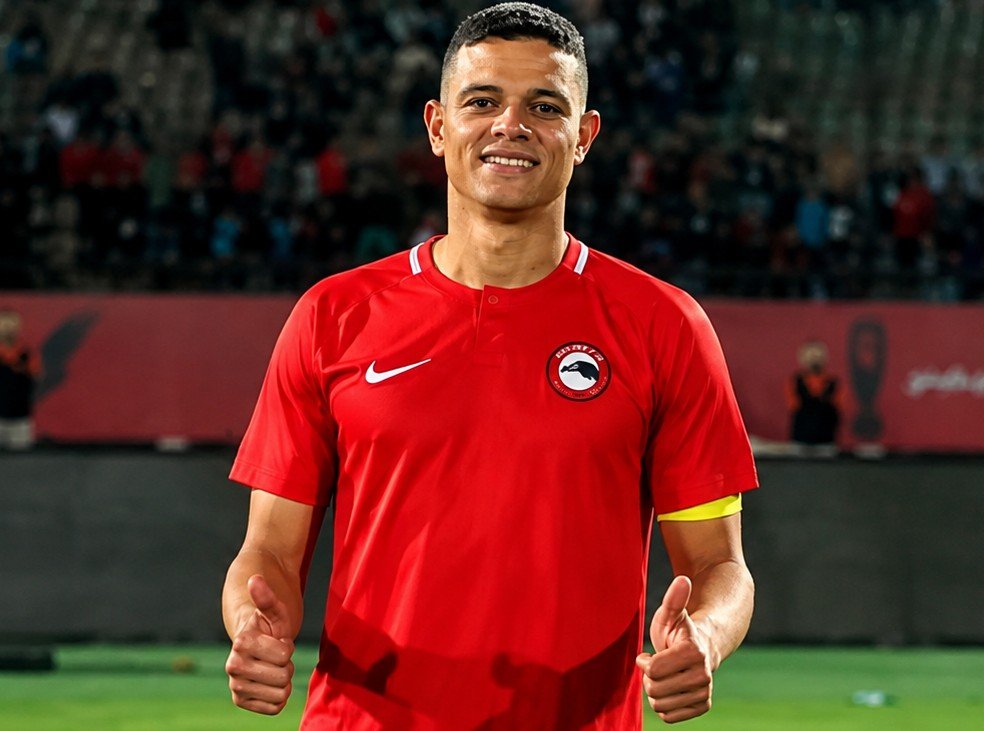 سعد سمير يطالب بمستحقاته المالية من مودرن سبورت ويتقدم بطلب لوقف القيد