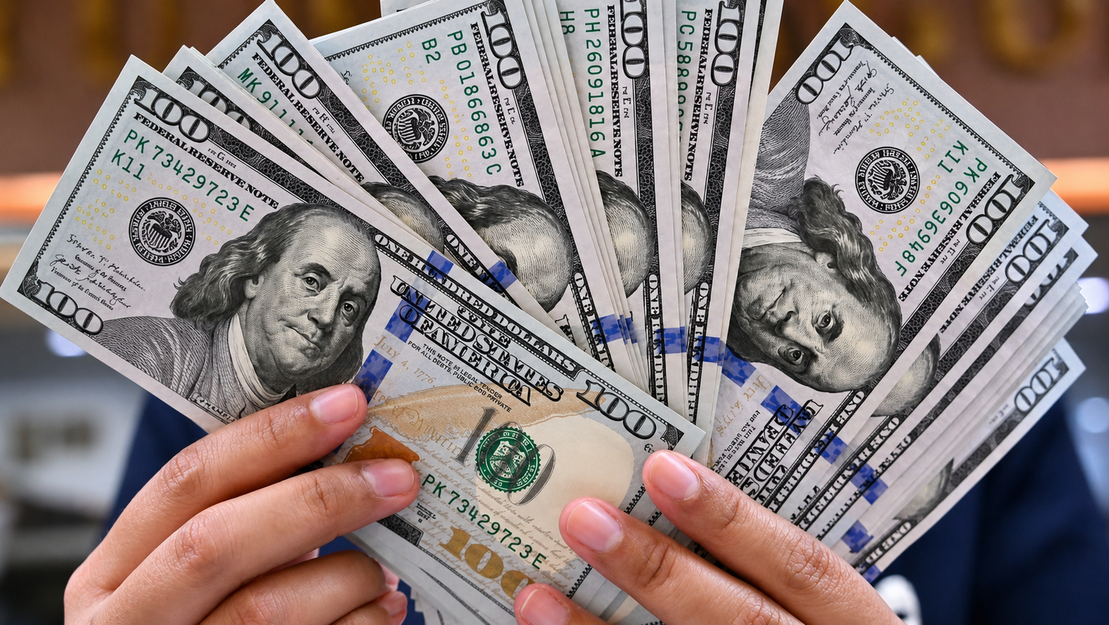 سعر الدولار اليوم الثلاثاء 11 أغسطس 2026.. العملة الأمريكية تقترب من 50 جنيهًا في البنوك