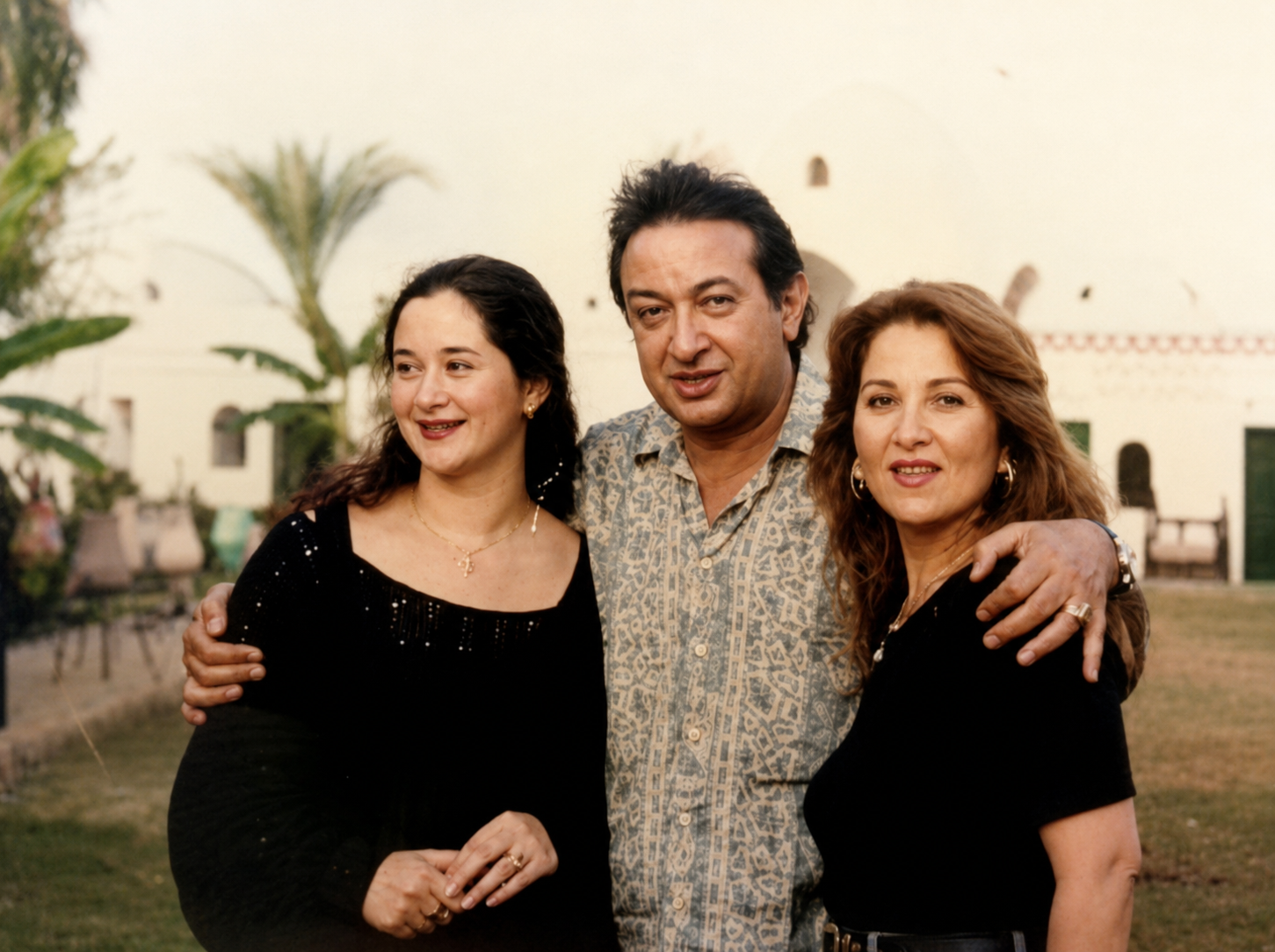ذكرى وفاة نور الشريف.. 11 عامًا على رحيل أحد أعمدة الفن المصري وصائد الجوائز