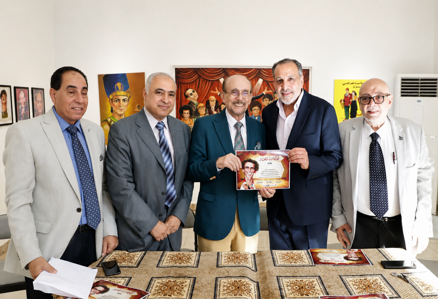 ختام معرض فارس الفن العربي بحضور محمد صبحي.. تكريم الفنانين المشاركين وتأكيد مكانته كأحد رموز الإبداع العربي