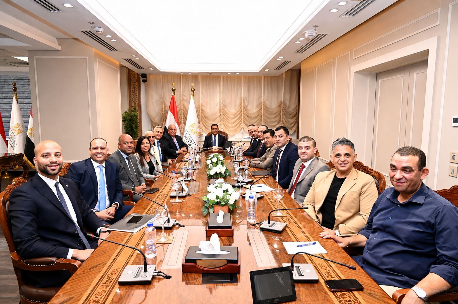 وزير الشباب والرياضة يلتقي الرئيس التنفيذي لبنك saib لبحث دعم الشباب والأبطال الرياضيين