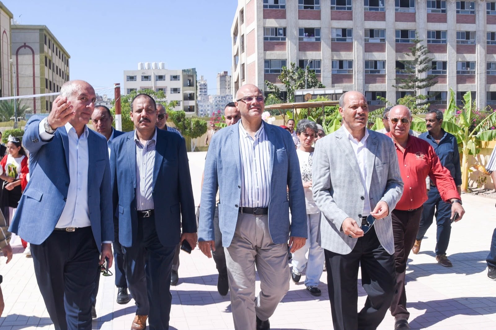 محافظ الإسكندرية يتفقد مدارس المنتزه أول مع انطلاق العام الدراسي 2026.. 23 مدرسة ومشروعات جديدة