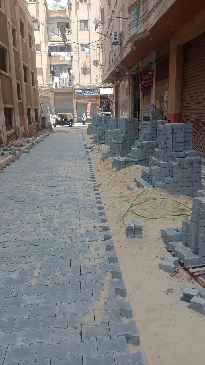 محافظ الإسكندرية يوجه بسرعة رفع كفاءة الطرق وترميم الحفر في 22 شارعًا وموقعًا 2 محافظ الإسكندرية يوجه بسرعة رفع كفاءة الطرق وترميم الحفر في 22 شارعًا وموقعًا
