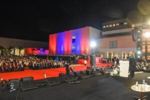 محافظ الإسكندرية يشهد حفل تخرج دفعات الجامعة المصرية اليابانية ويؤكد: التخرج بداية جديدة للعطاء وخدمة الوطن