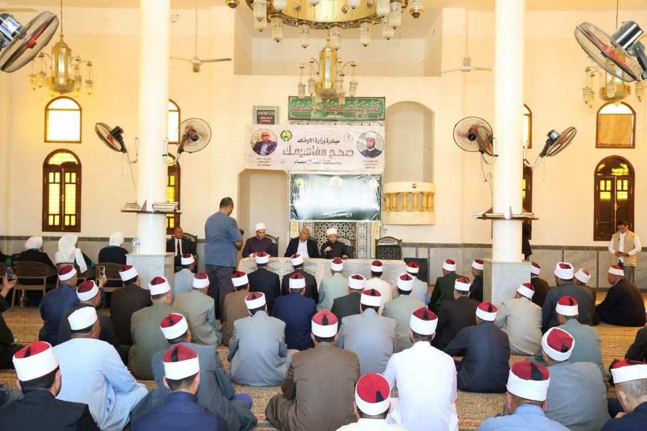 وزير الأوقاف يلتقي أئمة وواعظات شمال سيناء ويؤكد: أنتم في مهمة دينية ووطنية