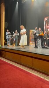 مهرجان روائع للإبداع الدولي يكرّم نجوم الفن ويحتفي برسالة «أن تكون إنسانًا»