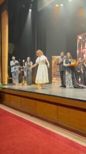 مهرجان روائع للإبداع الدولي يكرّم نجوم الفن ويحتفي برسالة «أن تكون إنسانًا»